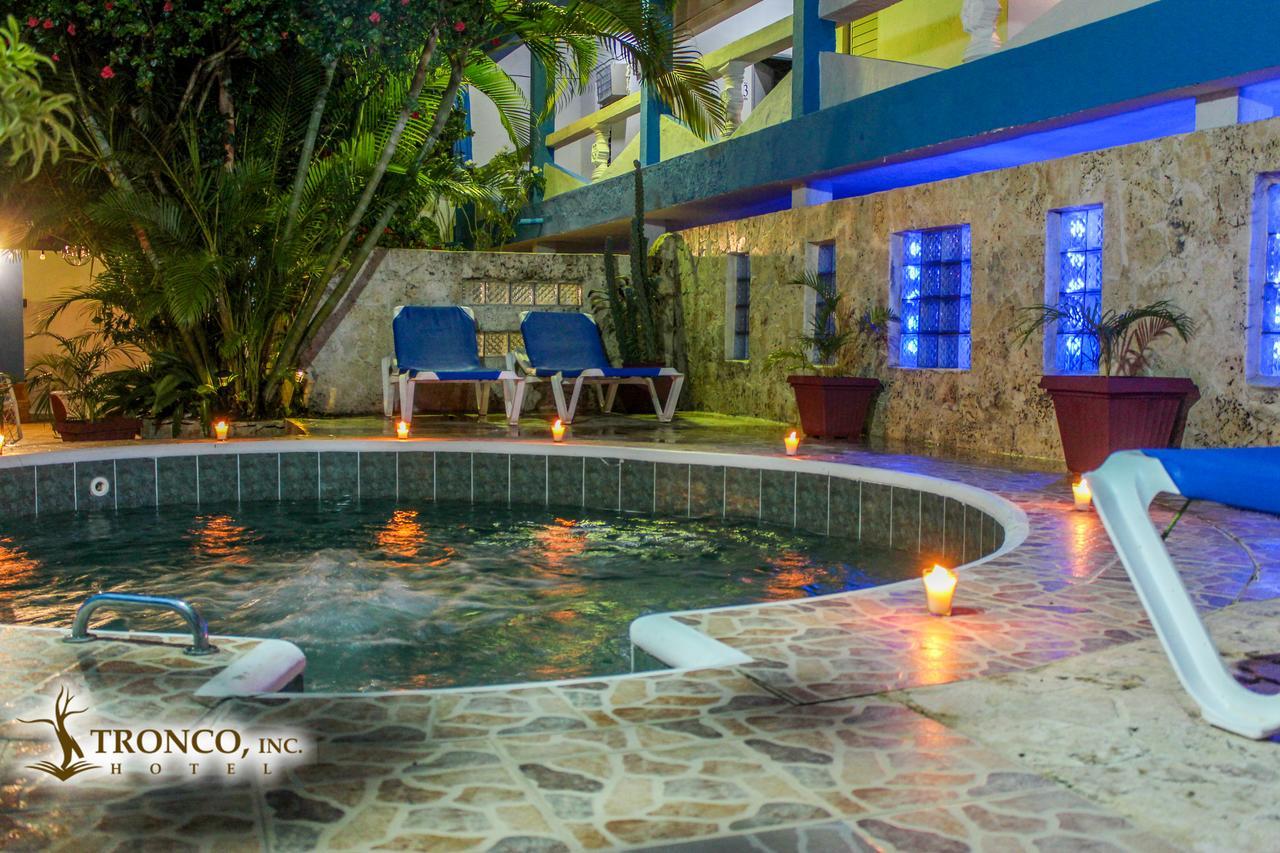 Hotel El Tronco Inc Boca Chica Bagian luar foto