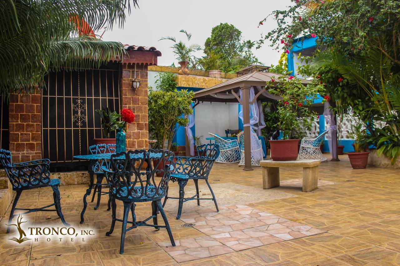 Hotel El Tronco Inc Boca Chica Bagian luar foto