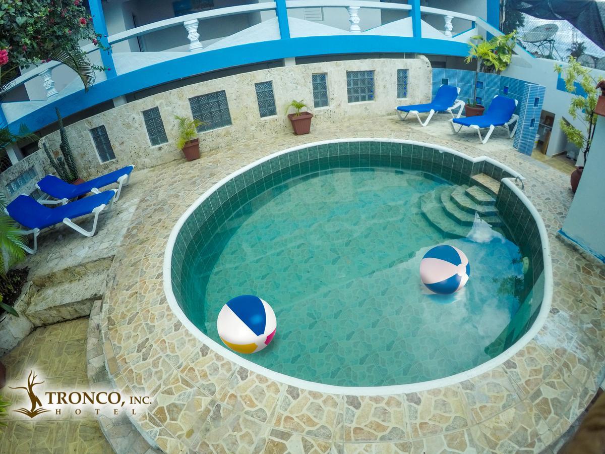 Hotel El Tronco Inc Boca Chica Bagian luar foto