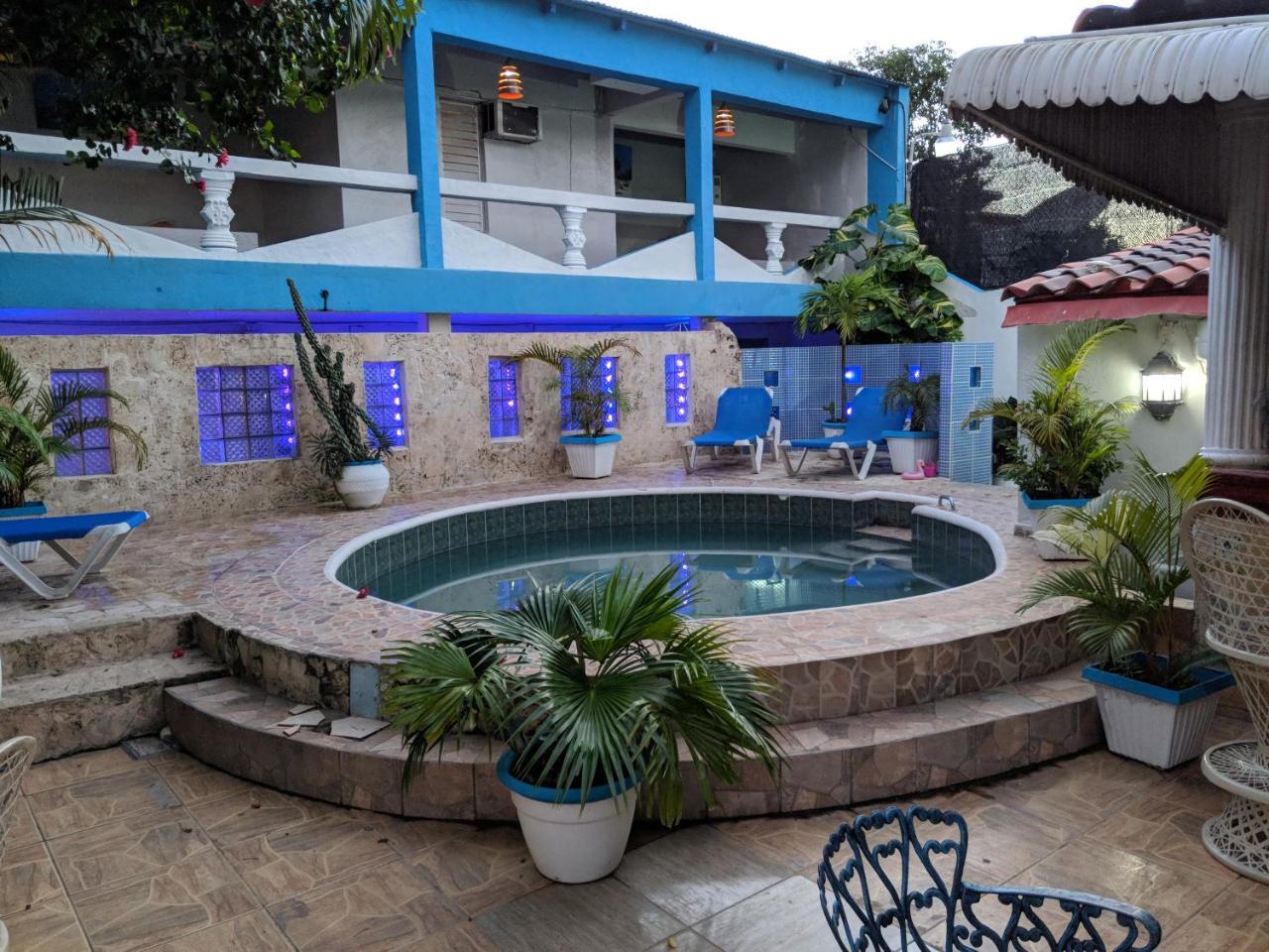 Hotel El Tronco Inc Boca Chica Bagian luar foto
